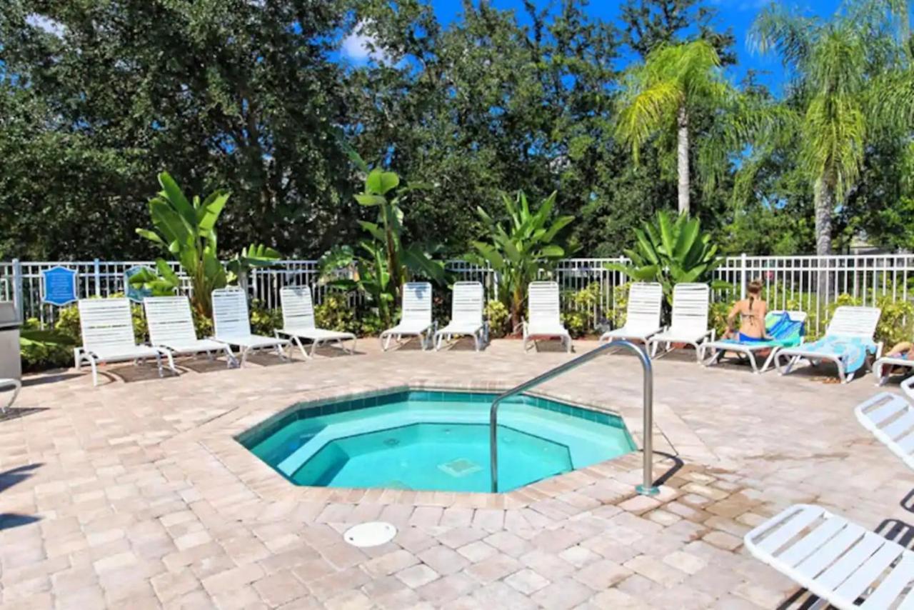 Apartamento 3 Bedroom Style Condo, 3 Miles To Disney! *
